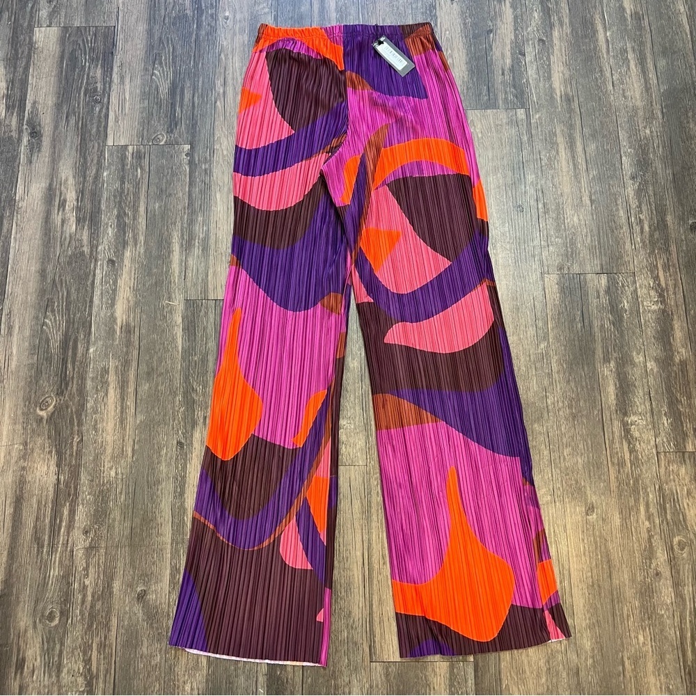 NWT PrettyLittle Thing Pink Orange Print Plisse High Waist Wide Loose Leg Pants - Picture 5 of 12